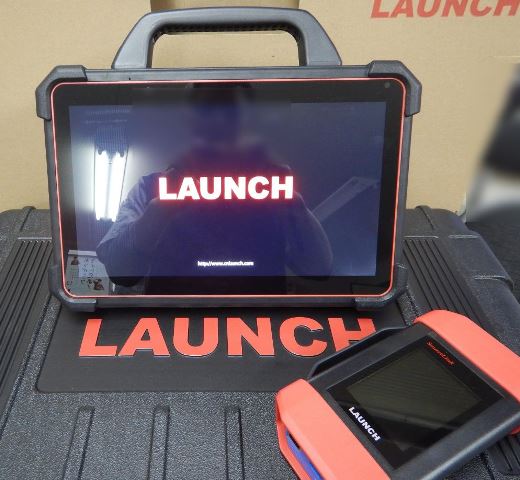 新製品 LAUNCH X431 PAD Ⅶ（パッドセブン）