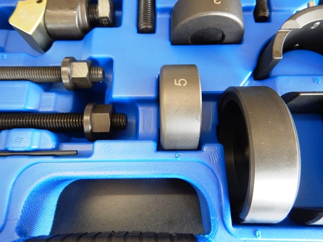 HCB TOOLS社製 トヨタ リアアクスル ブッシュリムーバーインストーラー HCB-B1623