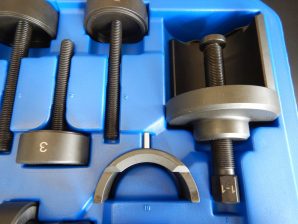 HCB TOOLS社製 トヨタ リアアクスル ブッシュリムーバーインストーラー HCB-B1623