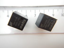 ポルシェ カイエン アウディー A8/トゥアレグ ステアリングロックリレー 2個セット ELV