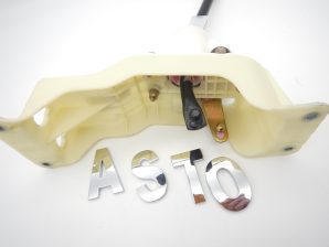 アルファロメオ GT シフトレバーベース　55347567　純正新品