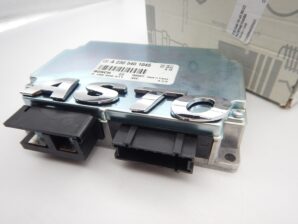 ベンツ R230 バッテリーコントロールモジュール メーカーリビルト品　A 2305401045