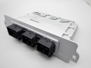 フォード エキスプローラー プログラム済み リビルト PCM  8L2A-12A650-NF 他