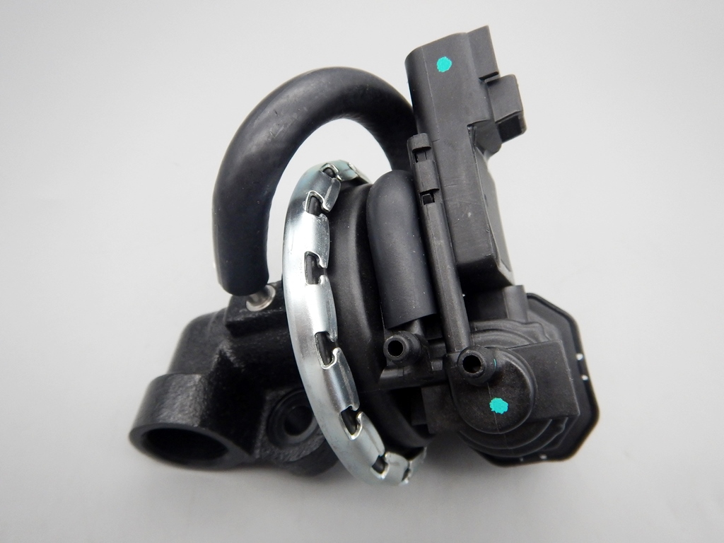 ランドローバー ディスカバリー3 LR3 他 EGRバルブ 社外品
