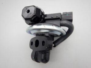 ランドローバー ディスカバリー3 LR3 他 EGRバルブ 社外品