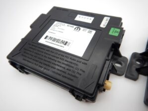 フィアット 500X / ジープ レネゲイド 他 RFHM（ラジオフリーケンシーハブモジュール）クローン作製