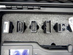 GM Tech2（テックツー）CANdiインターフェース + 収納ハードケース付き ベストクオリティーバージョン