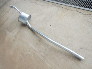 フィアット 141 パンダ センターマフラー 社外品　46426805