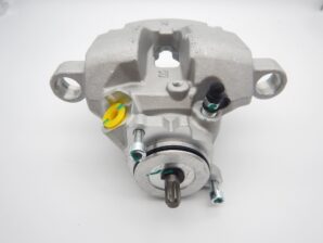 ベンツ W205 左リアキャリパー 2054230381 社外新品