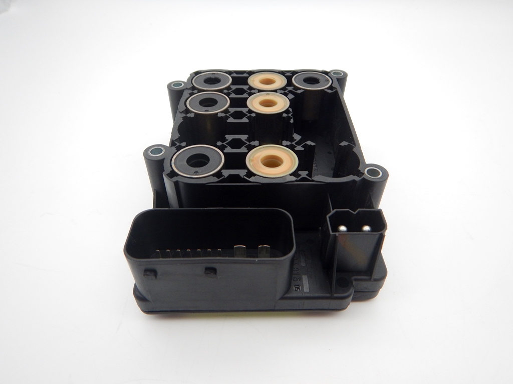 1996年～1998年 ボルボ ABSコントロールユニット プログラム済み リビルト品