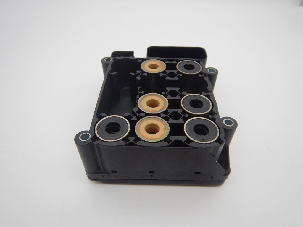 1996年～1998年 ボルボ ABSコントロールユニット プログラム済み リビルト品