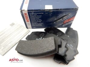 ラーダ ニーバ フロントブレーキパッド BOSCH製
