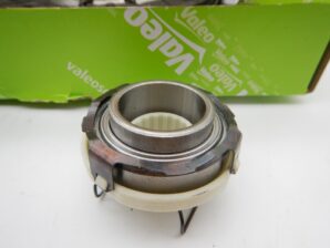 ラーダ ニーバ クラッチ 3点 キット Valeo製