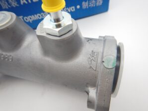 BMW E24 / E28 / E32 ブレーキブースターシリンダー Ate製