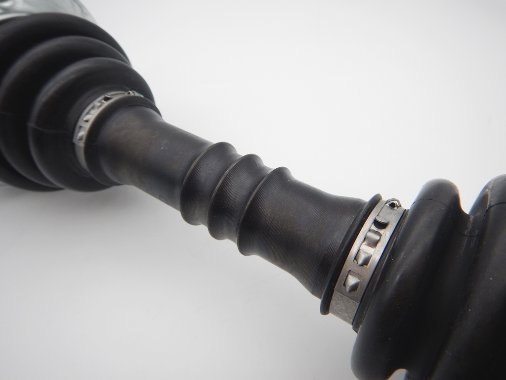 ベンツ W463 Gクラス フロントプロペラシャフト（ミッション～トランスファー）社外品 ②