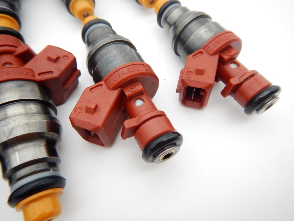 フューエルインジェクター 現品リビルト