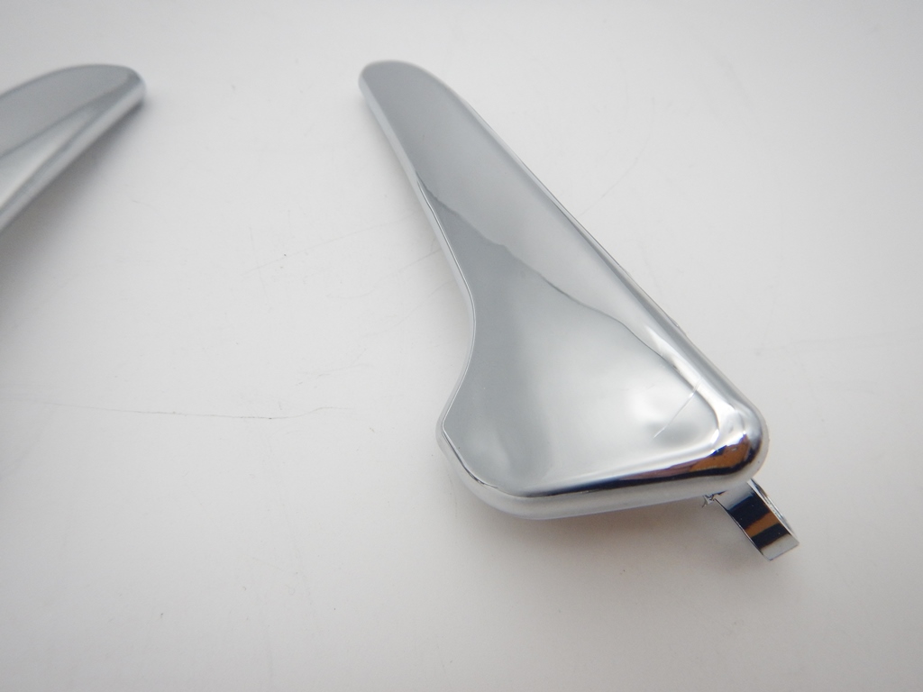 ベンツ W169 / W245 ドアインナーハンドル 左右セット