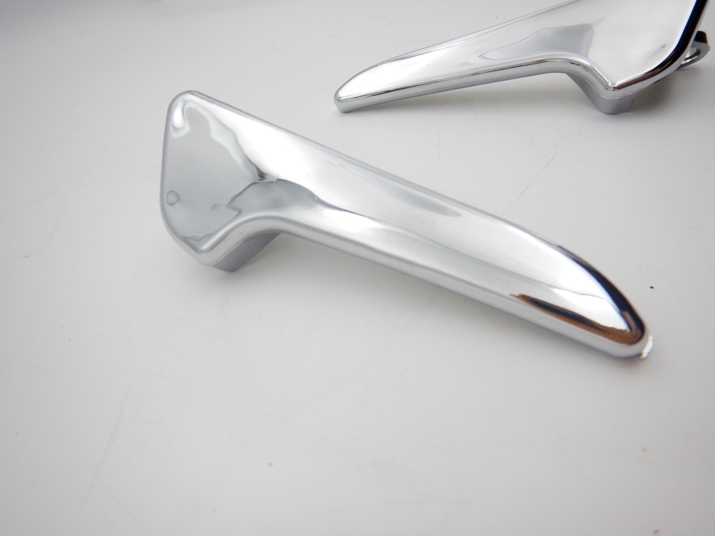 ベンツ W169 / W245 ドアインナーハンドル 左右セット