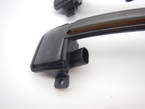 アウディー TT(8J)ドアミラーターンシグナル 左右セット 社外 LED