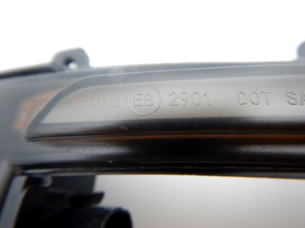 アウディー TT(8J)ドアミラーターンシグナル 左右セット 社外 LED