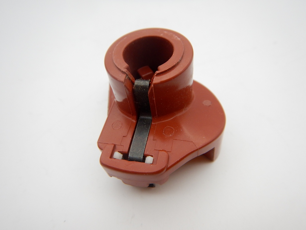 ポルシェ 911SC イグニッションディストリビュータ キャップ / ローター / パルスジェネレータ セット