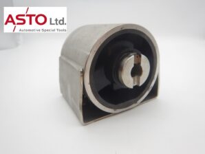 入手困難！ベンツ W124 500E トランスミッションマウント 1402400318