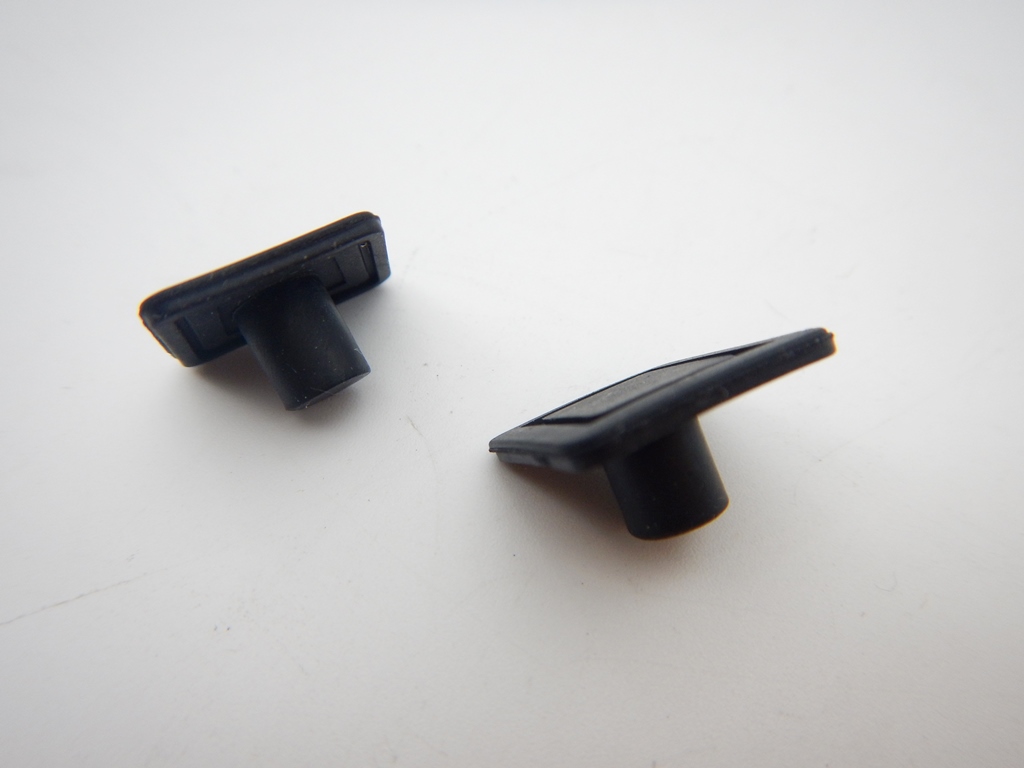 ベンツ W220 / W215 / R230 ドアアウターハンドルプッシュボタンカバー 左右セット