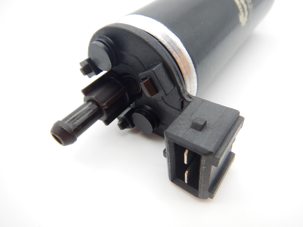 VW アウディー フューエルポンプ