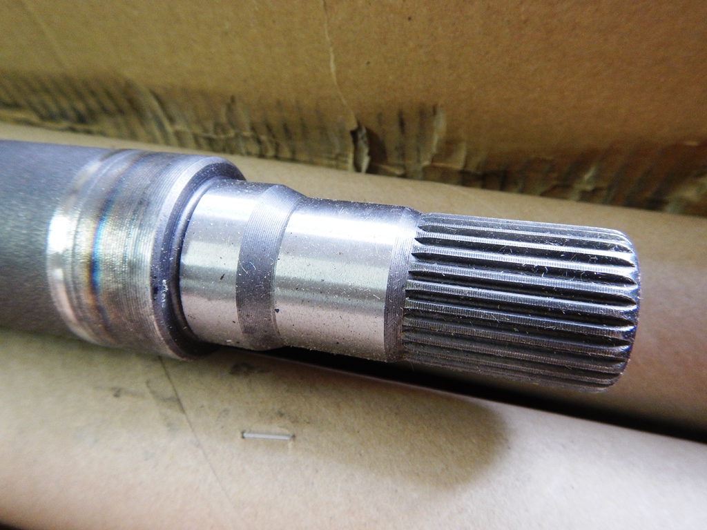 ボルボ V70 (’09-’14) フロント右ドライブシャフトAssy 社外品