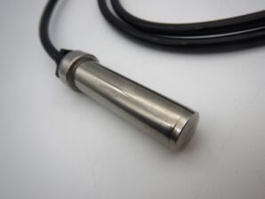 ベンツ W463 ABS リアホイールスピードセンサー 補修用パーツ 入手困難パーツ