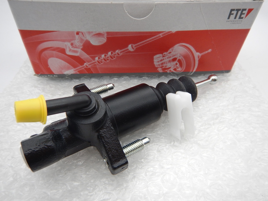 入手困難 VW ゴルフ3 GTI / VR6 右ハンドル車専用 クラッチマスターシリンダーAssy FTE製 1H2721401