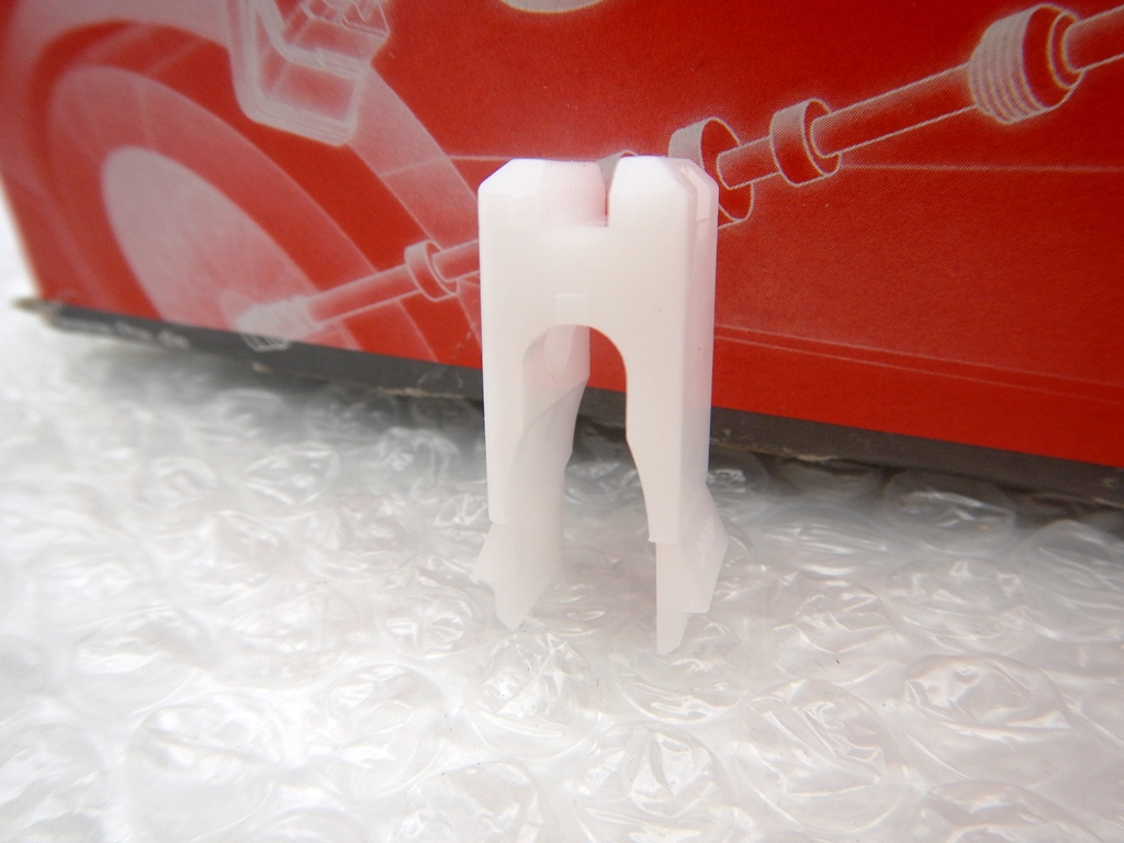 入手困難 VW ゴルフ3 GTI / VR6 右ハンドル車専用 クラッチマスターシリンダーAssy FTE製 1H2721401