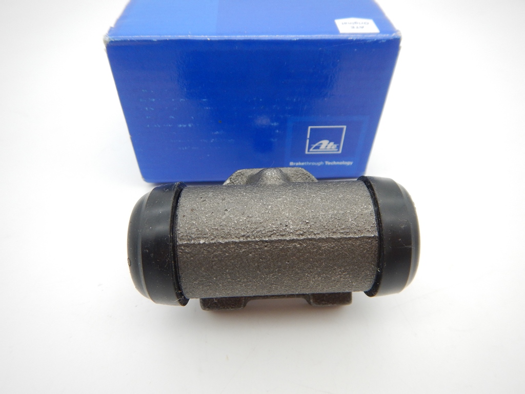 フィアット パンダ 500 他 リアホイールシリンダー左右セット 1台分 Ate製