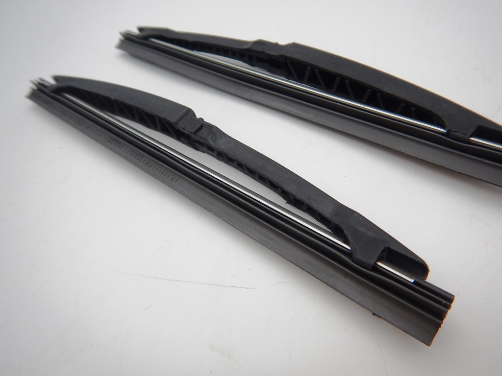 ベンツ W124 ヘッドライトワイパーブレード 左右セット 1台分