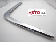 ベンツ W210 フロントバンパーメッキモール左 純正新品　2108800536