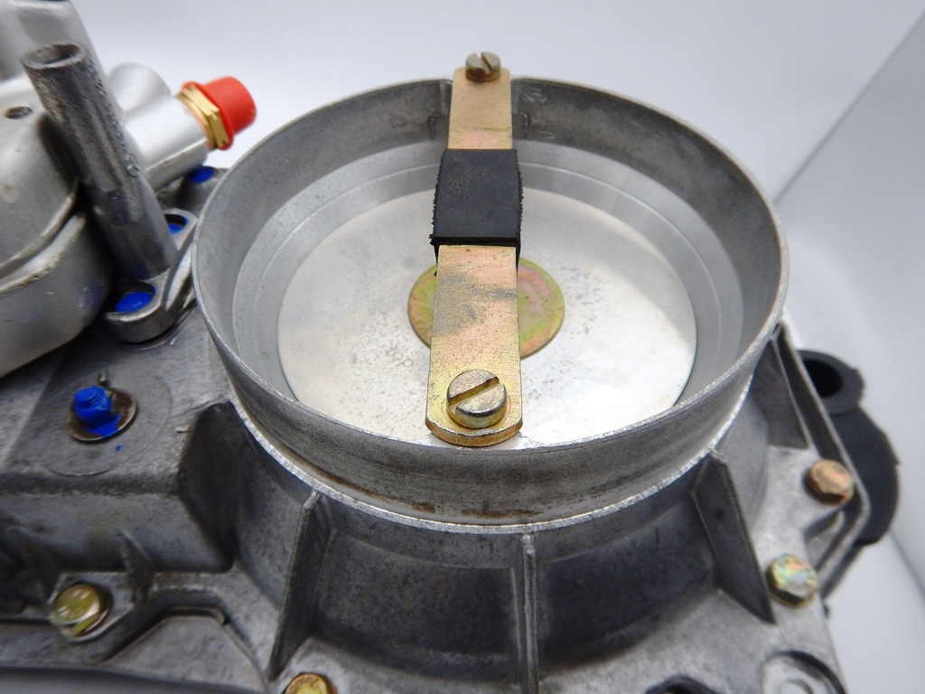 BOSCH K-ジェトロ フューエルディストリビューター & エアフロセンサーAssy リビルト品