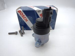 ミツビシ フソー キャンター フューエルインジェクションポンプ プレッシャーレギュレータ BOSCH　ME223954