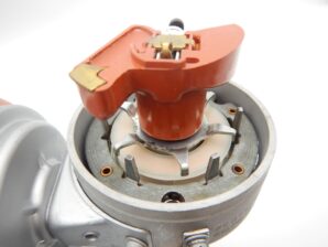 ポルシェ 930 IGディストリビューター 現品リビルト BOSCH 0 237 302 034