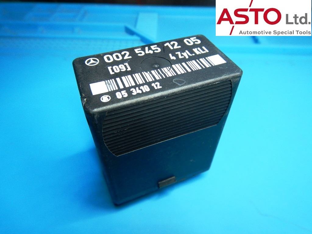 ベンツ A/C コンプレッサーリレー 002 545 12 05  純正新品